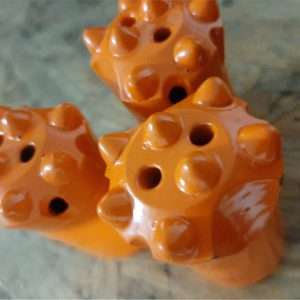 Punta semibalística cónica de 7 botones de 32 mm